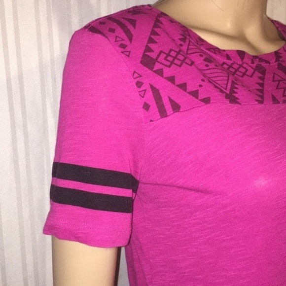 Victorias Secret VS PINK Tee Aztec Print XS - Picture 3 of 13